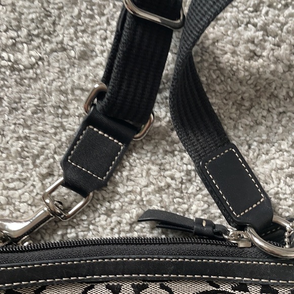 Coach small monogram crossbody canvas bag - Picture 10 of 11